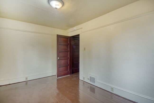 Building Photo - In the heart of Downtown Vancovuer