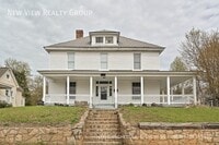 Building Photo - 1208 S Salisbury Ave