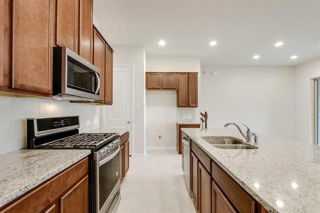 Building Photo - 17713 Coralberry Dr