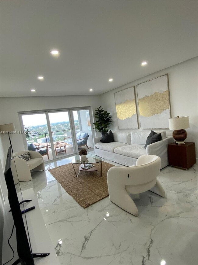 Building Photo - 1500 S Ocean Blvd