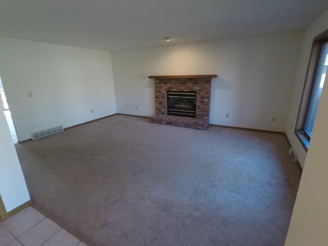 Building Photo - 1209 W Wausau Ave