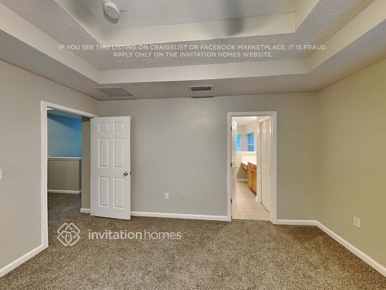 Building Photo - 260 Silver Glen Ave