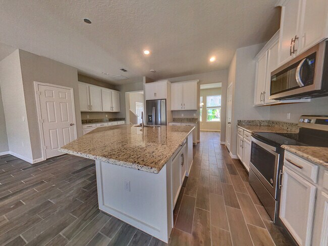 Building Photo - 15493 Blackbead St