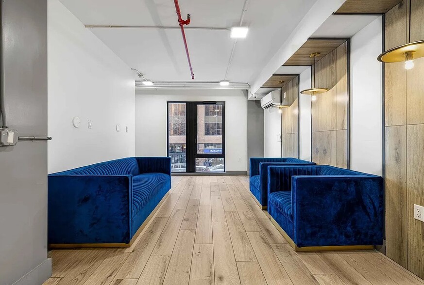 Building Photo - 60 W 125th St