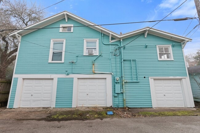 Building Photo - 4728 Avenue R 1/2