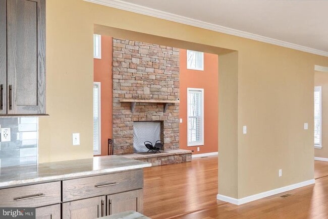 Building Photo - 289 Slate Ln