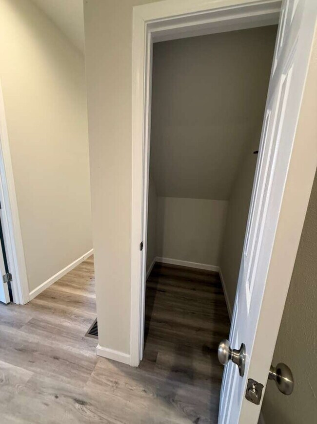 Building Photo - 3215-3217-3217 Nebraska Ave