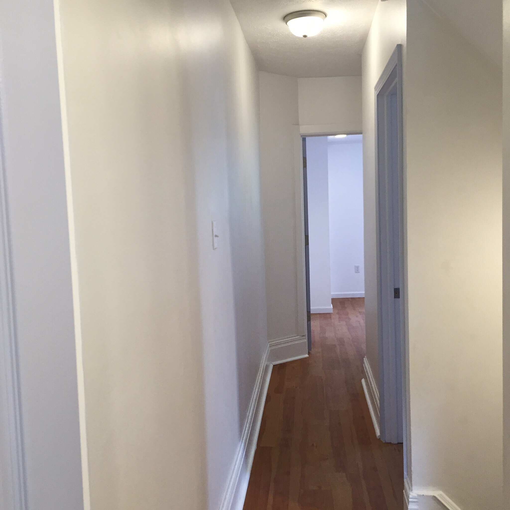 Hallway-1b - 125 E Walnut Ave