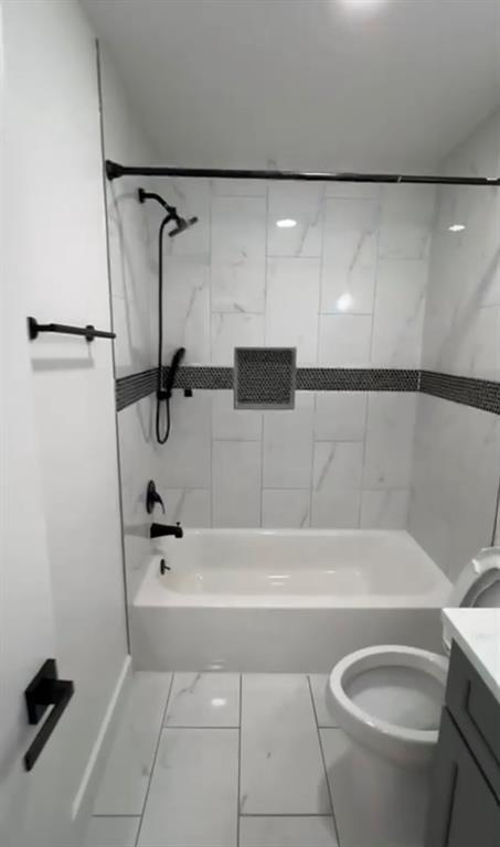 Building Photo - 2014 Pecan St