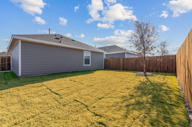 Building Photo - 8721 Whistling Duck Dr