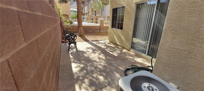 Building Photo - 10613 Golden Aspen Ct