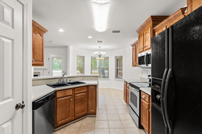 Building Photo - 71 Eventide Ln