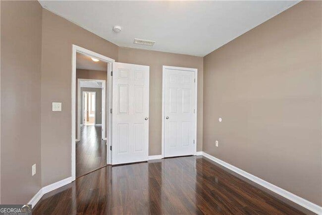 Building Photo - 177 Hollinger Way