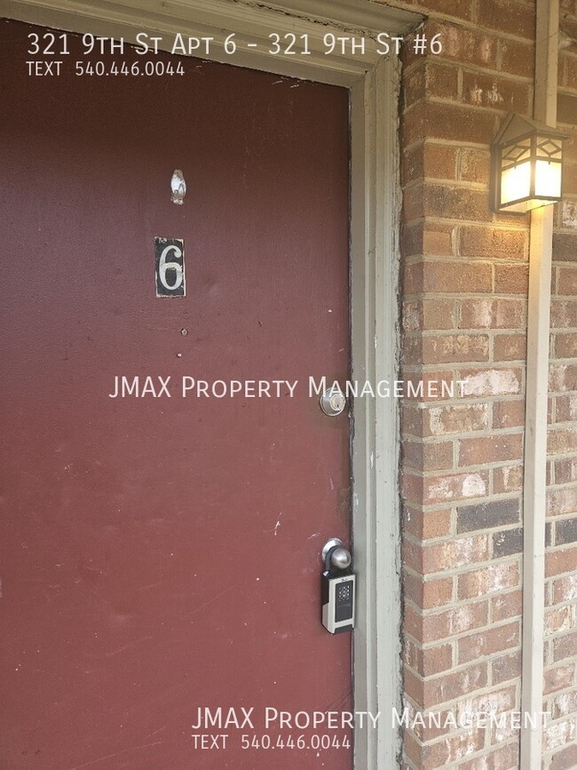 Primary Photo - This property has a no security deposit op...