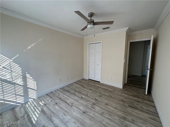 Building Photo - 12870 Eagle Pointe Cir