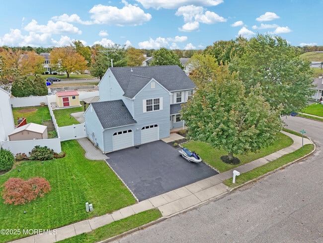 Building Photo - 922 Quincy Dr