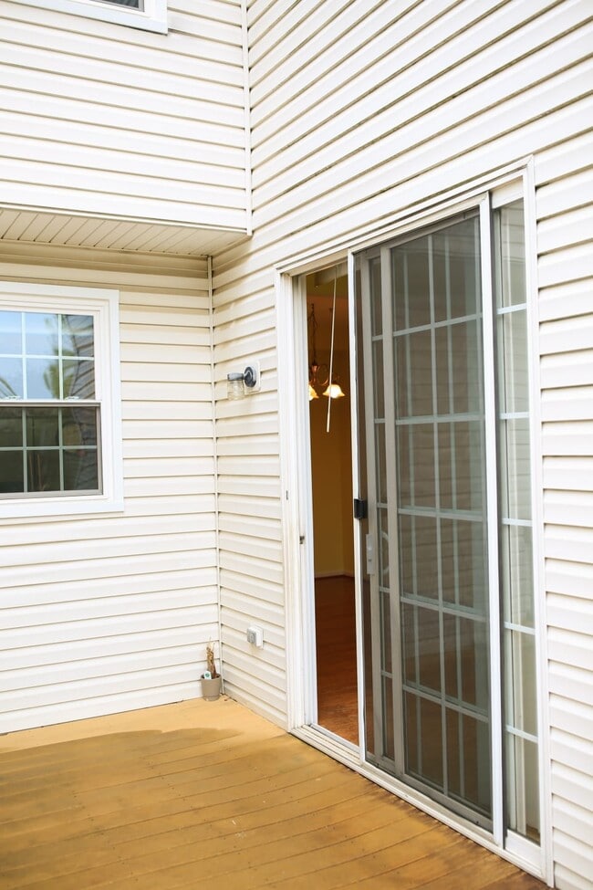 Building Photo - 1119 Pennywort Cir