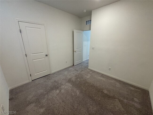 Building Photo - 7008 Dandelion Pk Ave