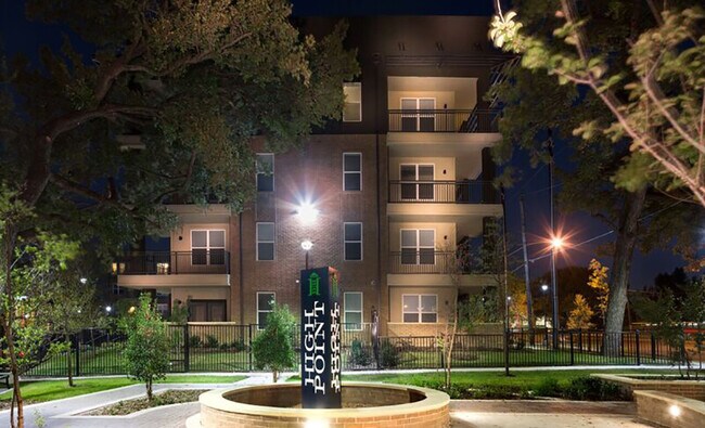 Building Photo - High Point Family Living