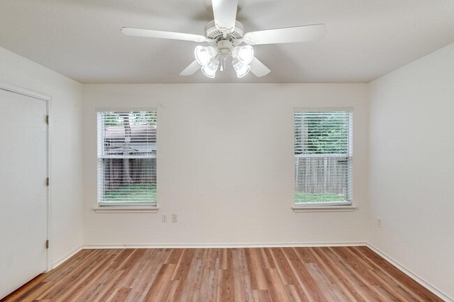 Building Photo - 1505 Strickland Dr