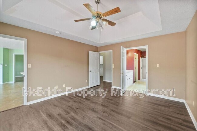 Building Photo - 928 Hunting Horn Wy