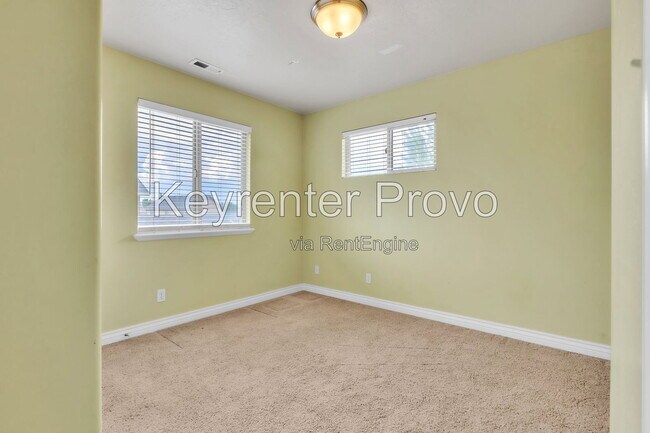 Building Photo - 4098 Hayes Cir