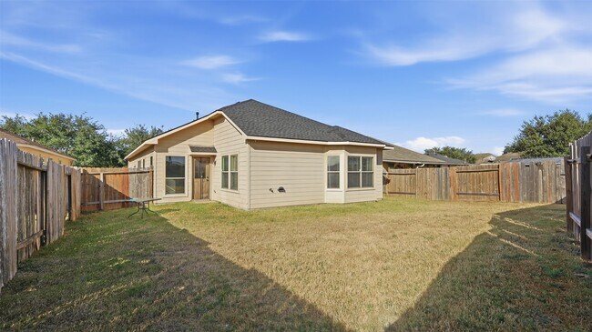 Building Photo - 5514 Fountain Arbor Ln