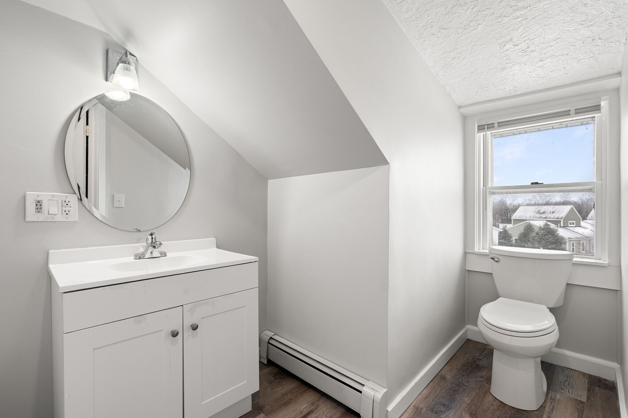 Building Photo - 25 Porter St