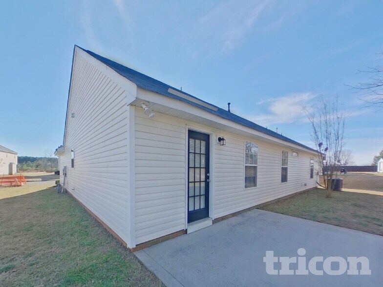 Building Photo - 428 Glencroft Dr