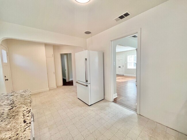 Building Photo - 3301 Rubicon Way