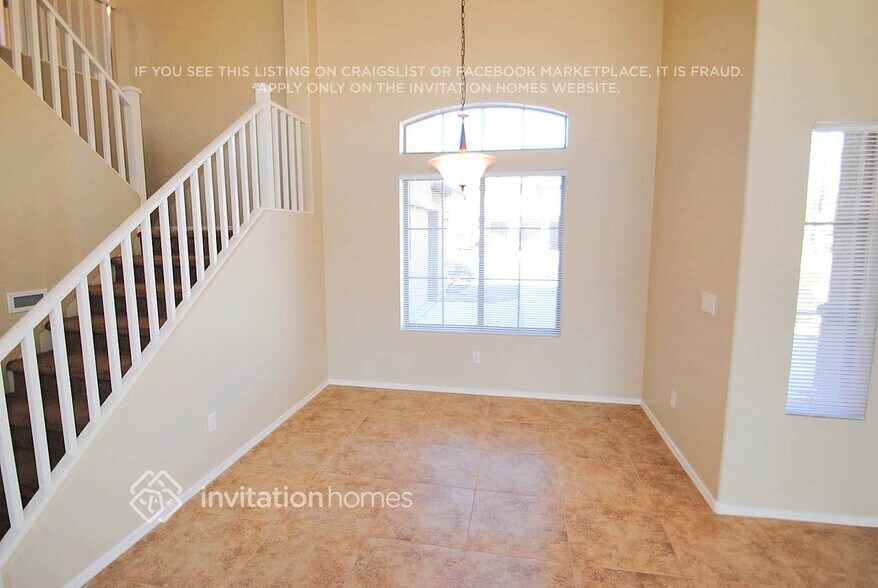 Building Photo - 15439 W Cottonwood Cir