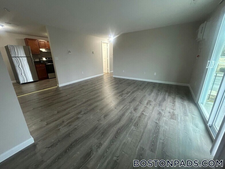 Building Photo - 4516 N Main St