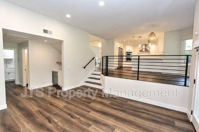 Building Photo - 2696 Prestwick Dr