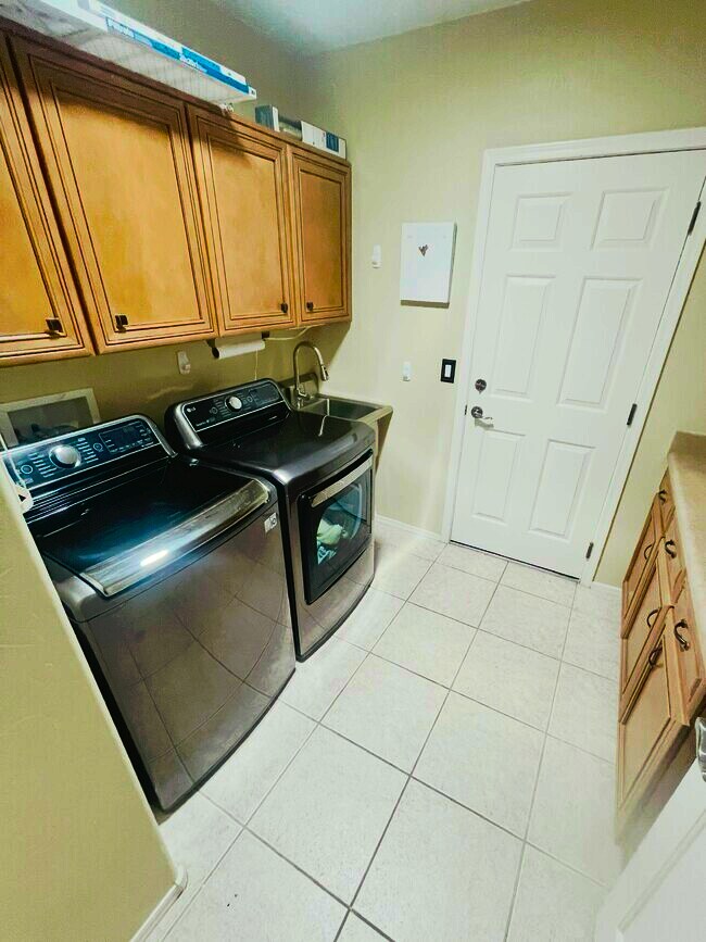 Building Photo - 11064 S Camino San Clemente