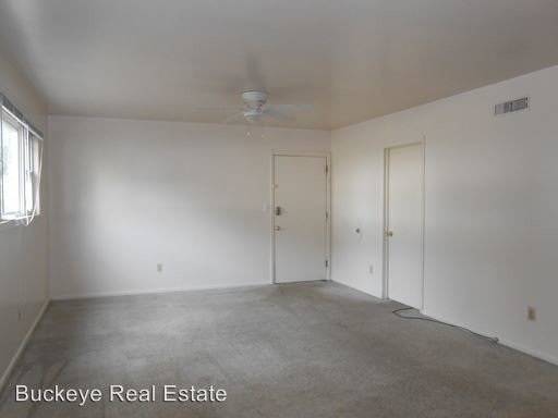 Building Photo - 1596 Highland St