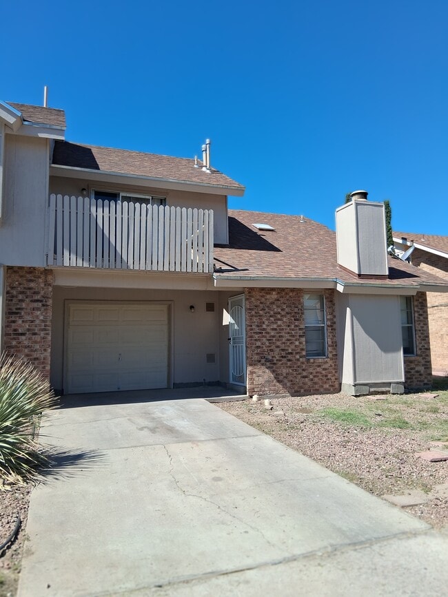 Building Photo - 3119 Voss Dr