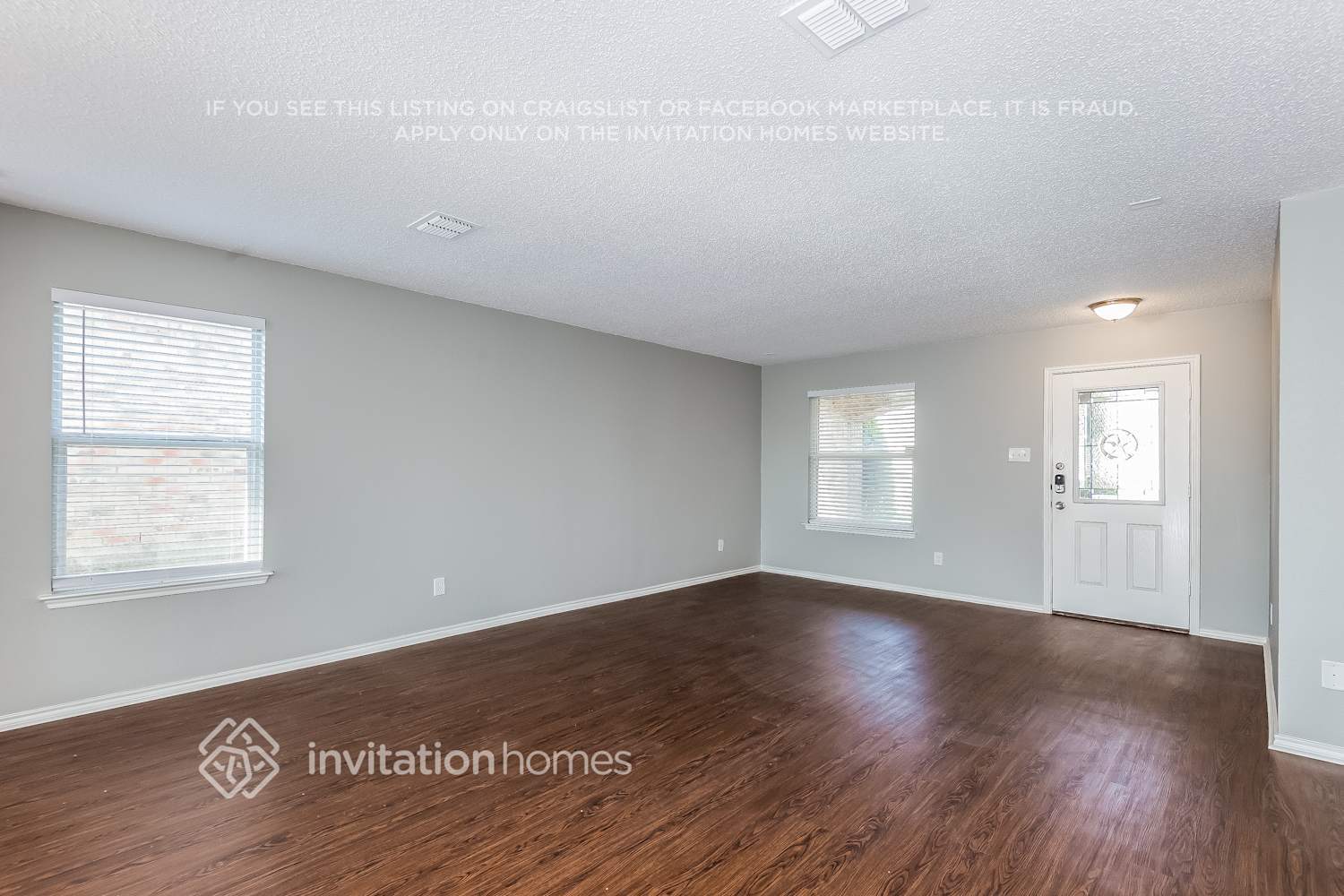 Building Photo - 13768 Canyon Ranch Rd