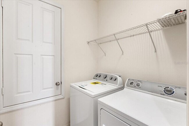 Building Photo - 2804 Carter Grove Ln