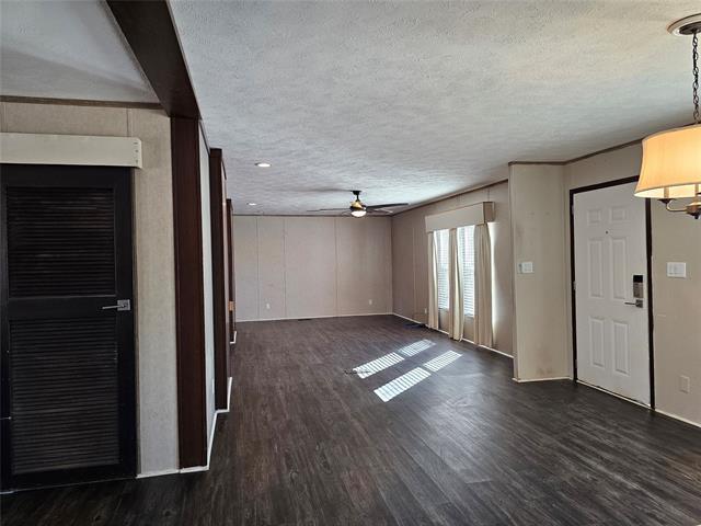 Building Photo - 3434 Laguna Dr