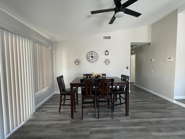 Building Photo - Comfortable 3-Bedroom Home in Moreno Valle...