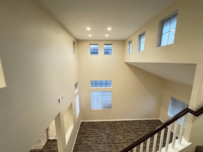 Building Photo - Immaculate 3Bd/2.5Ba Home in Foothill Ranch w/Community Pool, Water Softener and Amazing Location!