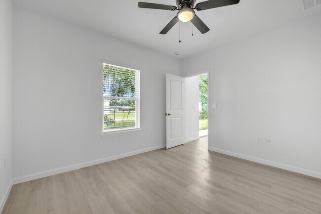 Building Photo - 2535 Slim Haywood Ave