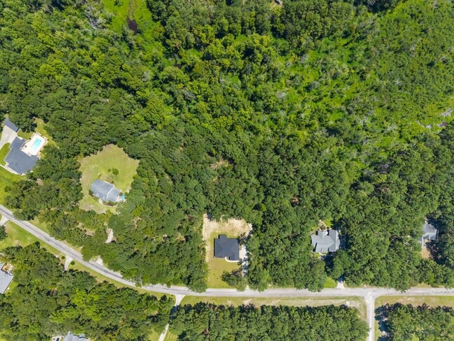 Building Photo - 1253 E Hampton Dr