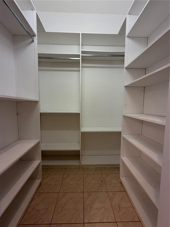 Building Photo - 2708 Wood Pointe Dr