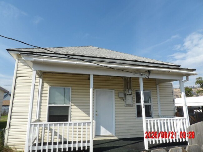 Building Photo - 1416 Monroe Ave