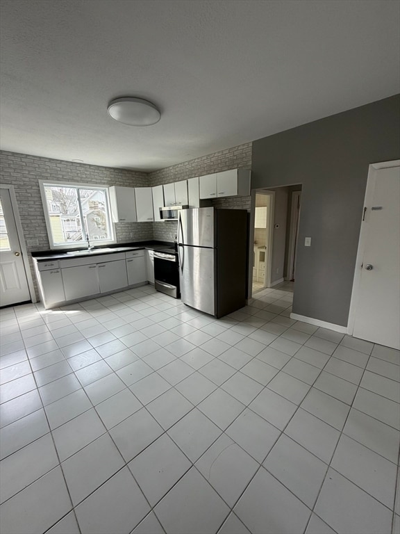 Building Photo - 5 Washington Square