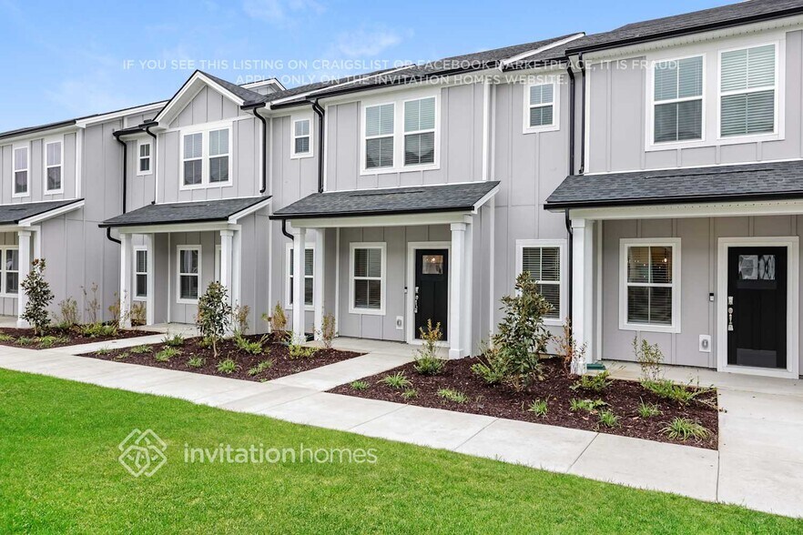Building Photo - 131 Maybrook Dr