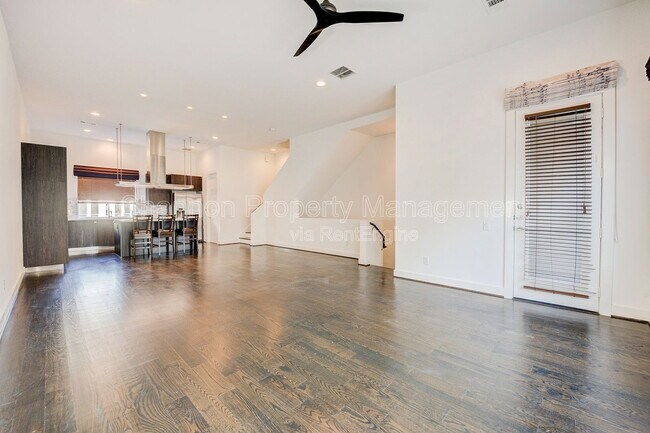 Building Photo - 2333 Sperber Ln