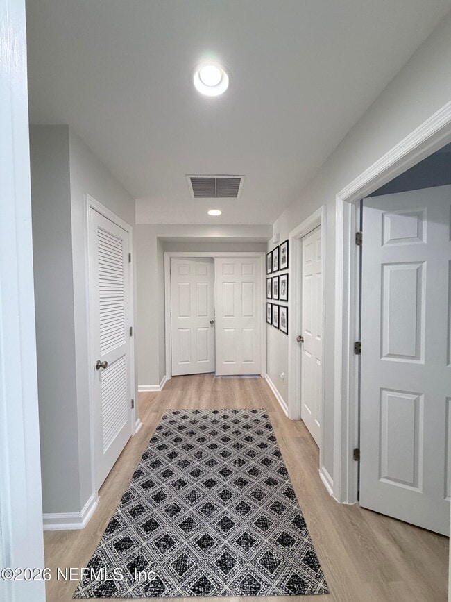 Building Photo - 4014 Cedar Bluff Ln