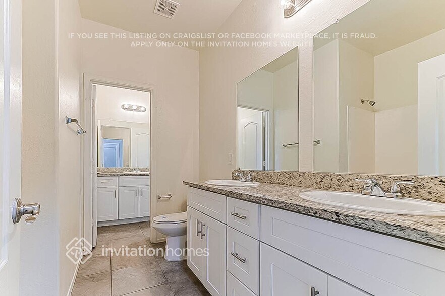 Building Photo - 1683 Matthews Dr